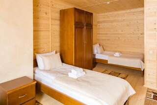 Отель Family Hotel Каскад Буковель Дом с 2 спальнями-14