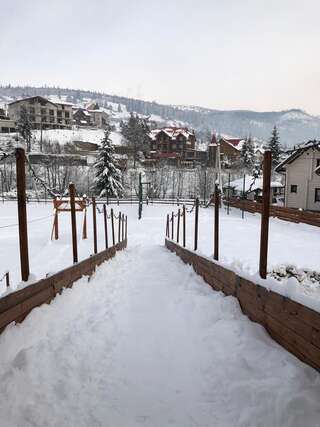 Отель Family Hotel Каскад Буковель-5